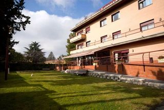 Edificio en alquiler en Mirasierra en Madrid