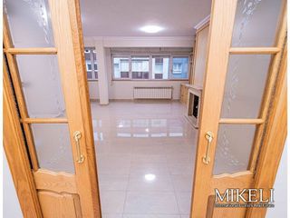 Piso en alquiler en Cuatro Caminos en Santander