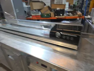 Vitrina tapas refrigerada