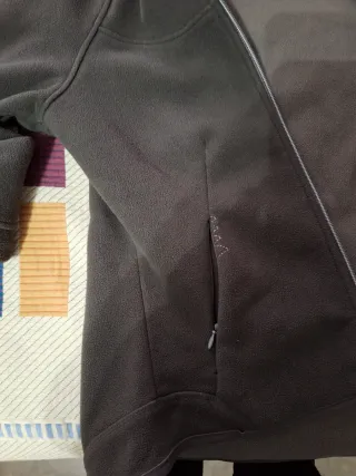 Chaqueta polar mujer gris