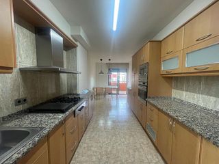 Piso en alquiler en Eixample Nord – La Devesa en Girona