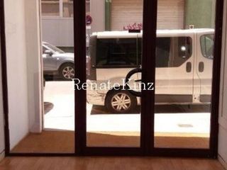 Local comercial en alquiler en La Plana en Esplugues de Llobregat