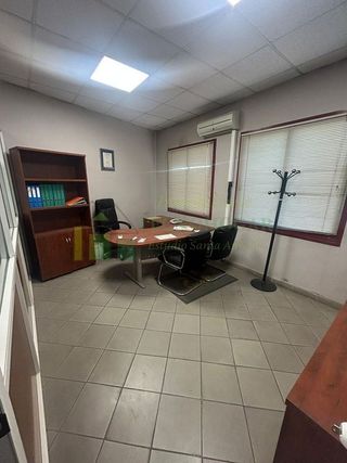 Nave industrial en alquiler en Palmete en Sevilla