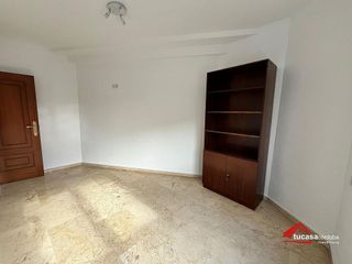 Piso en alquiler en Ollerías - San Cayetano en Córdoba