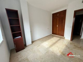 Piso en alquiler en Ollerías - San Cayetano en Córdoba