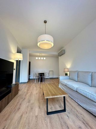 Piso en alquiler en Cuatro Caminos en Madrid