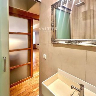 Piso en alquiler en Castillejos en Madrid