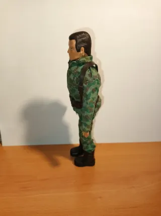 Madelman con uniforme camuflaje