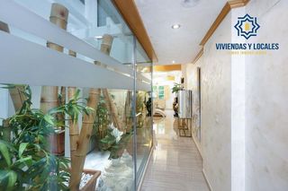 Piso en venta en Centro - Sagrario en Granada