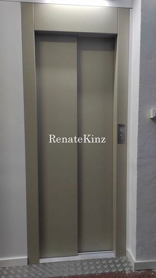 Local comercial en alquiler en La Plana en Esplugues de Llobregat