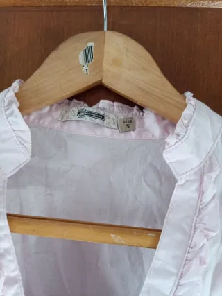 Blusa rosa sin mangas