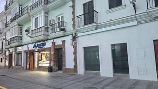 Local comercial en alquiler en Núcleo Urbano en Chiclana de la Frontera