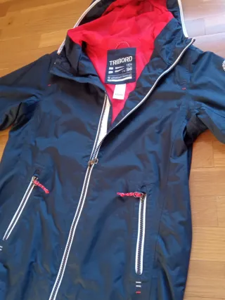 Chubasquero Tribord Decathlon Azul y Rojo