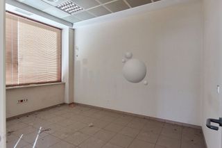 Local comercial en alquiler en Renfe - Bulevar 1º y 2º Fase en Jaén