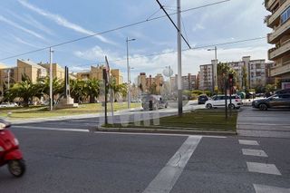 Local comercial en alquiler en Renfe - Bulevar 1º y 2º Fase en Jaén