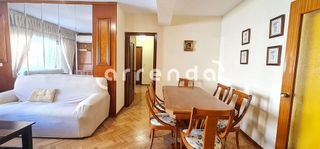 Piso en alquiler en San Isidro - Los Almendros en Alcalá de Henares