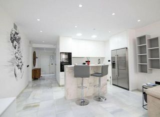 Piso en alquiler en Puerto Banús en Marbella