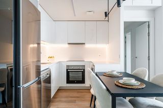 Piso en alquiler en Valdeacederas en Madrid