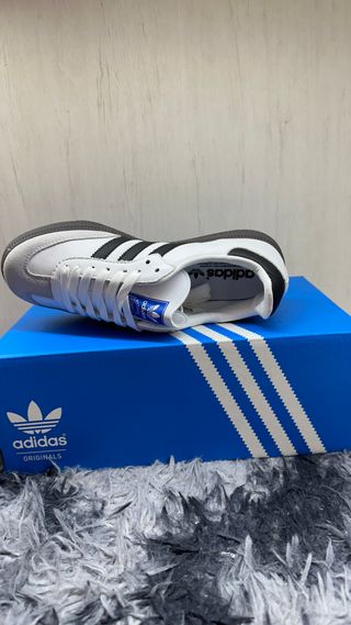 Adidas Samba Blancas y Negras
