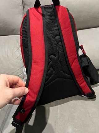 Mochila Jordan Air con estuche nueva