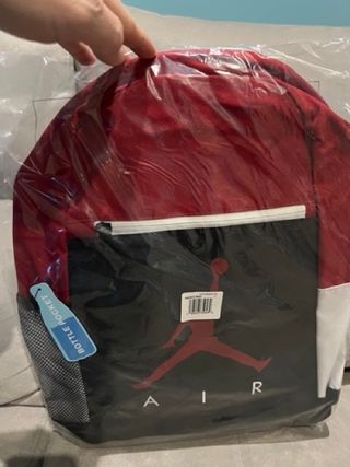 Mochila Jordan Air con estuche nueva