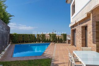 Chalet en venta en Roca Grossa - Serra Brava en Lloret de Mar