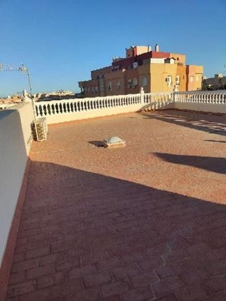 Chalet en venta en Roquetas Centro en Roquetas de Mar