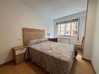 Piso en alquiler en Ensanche - Sar en Santiago de Compostela