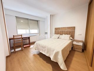 Piso en alquiler en Ensanche - Sar en Santiago de Compostela