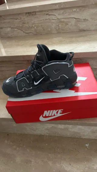 Zapatillas Nike Air More Uptempo Grises