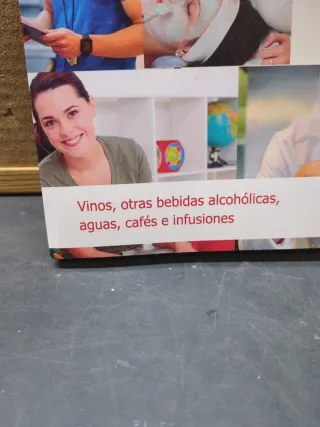 Vinos, otras bebidas alcohólicas, aguas, cafés ...