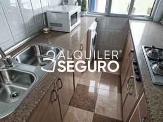 Piso en alquiler en Poligono Norte - Villegas - La Fontanilla en Sevilla