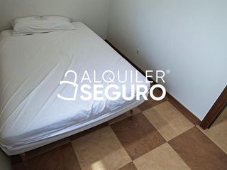 Piso en alquiler en Poligono Norte - Villegas - La Fontanilla en Sevilla