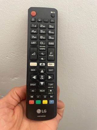 Smart TV LG 43" UHD 4K HDR