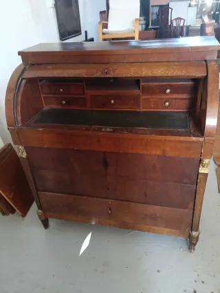 Mueble escritorio antiguo de madera