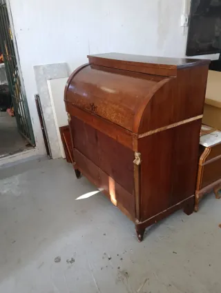 Mueble escritorio antiguo de madera