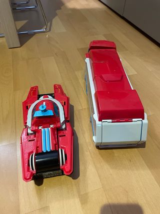 Barco y Camión Patrulla Canina