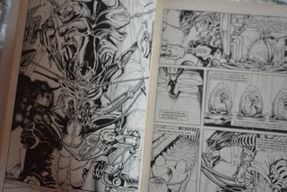 Lote 2 comics Aliens vs Predator y Aliens Nido