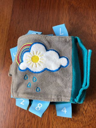 Libro de tela para bebés + sonajero búho Snooze