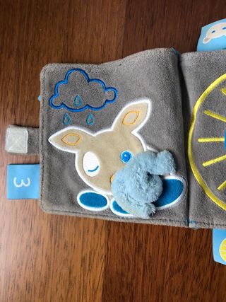 Libro de tela para bebés + sonajero búho Snooze