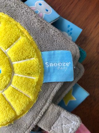 Libro de tela para bebés + sonajero búho Snooze