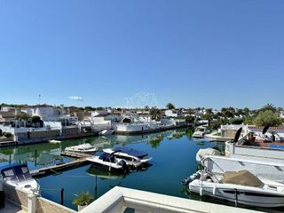 Casa adosada en venta en Empuriabrava en Castelló d´Empúries
