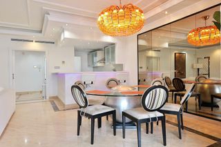 Ático en alquiler en Puerto Banús en Marbella