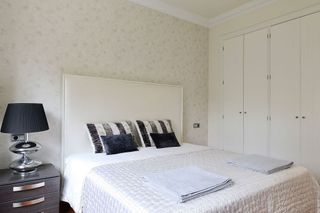 Ático en alquiler en Puerto Banús en Marbella