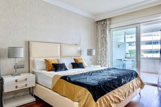 Ático en alquiler en Puerto Banús en Marbella