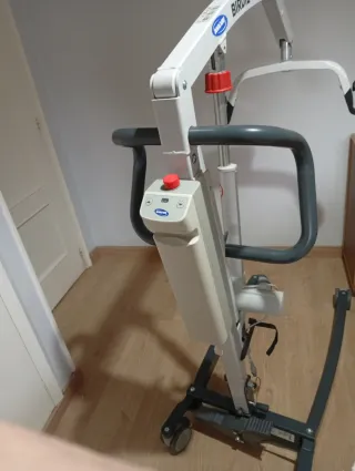 Grúa Invacare Birdie EVO Compact 150 kg