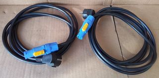 Altavoces autoamplificados DAS DR-515A