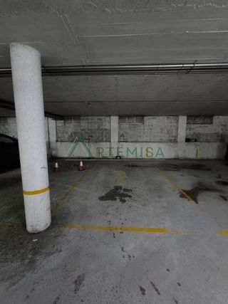 Garaje en alquiler en Alto del Castaño en Narón