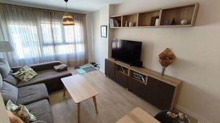 Piso en alquiler en Puerta Blanca en Málaga