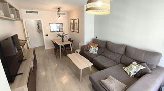 Piso en alquiler en Puerta Blanca en Málaga